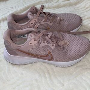 Nike Rosy pink Renew Shoes